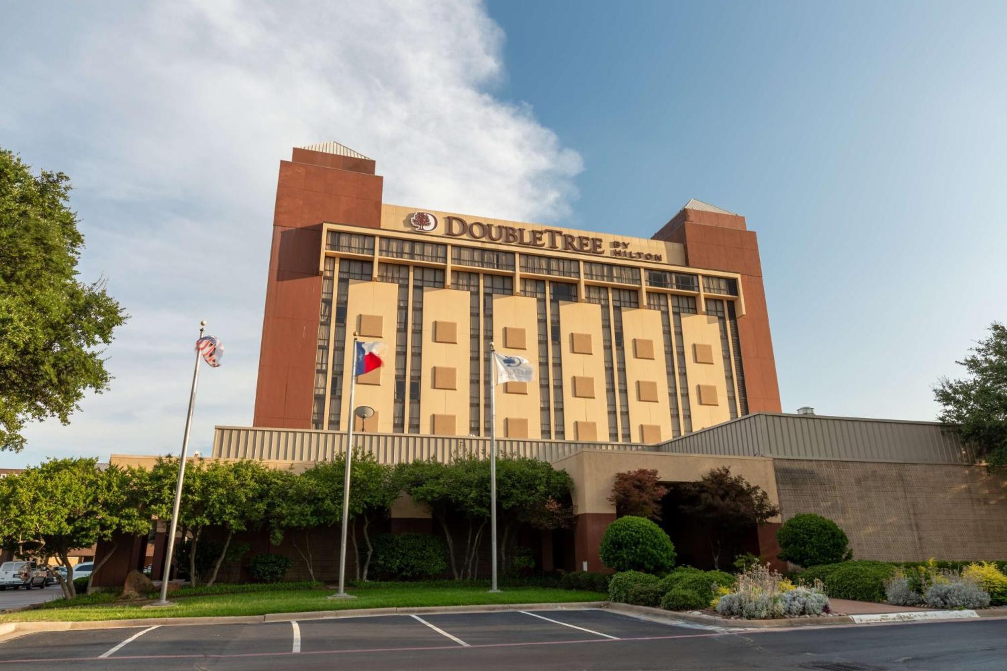 Doubletree By Hilton Dallas/Richardson Hotel Exterior photo